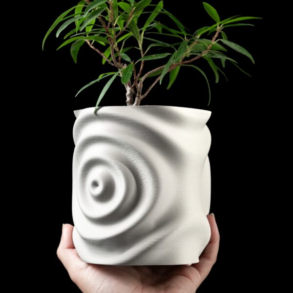 Adobe Express - file Waterdrop Saksija