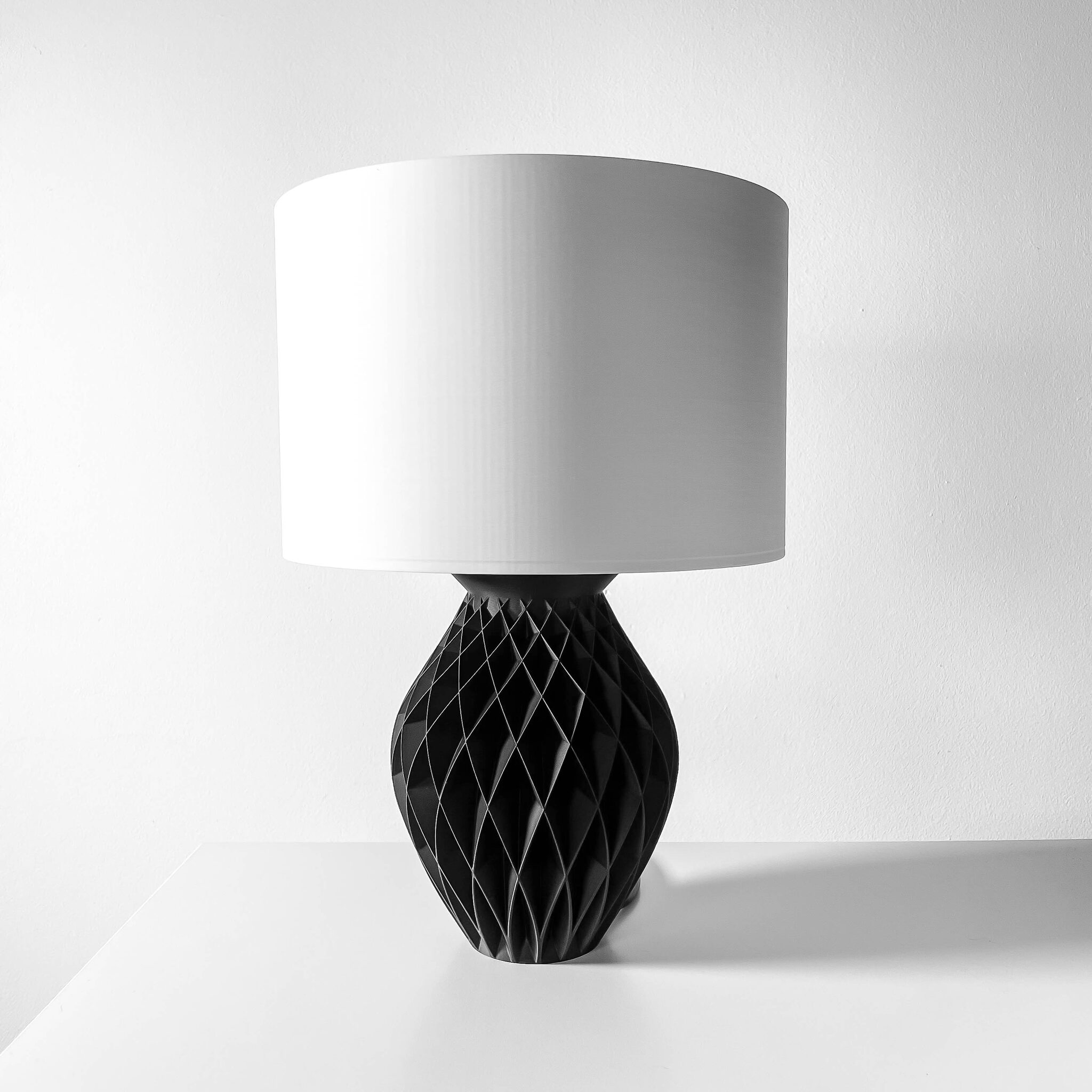 Konio Table Lamp